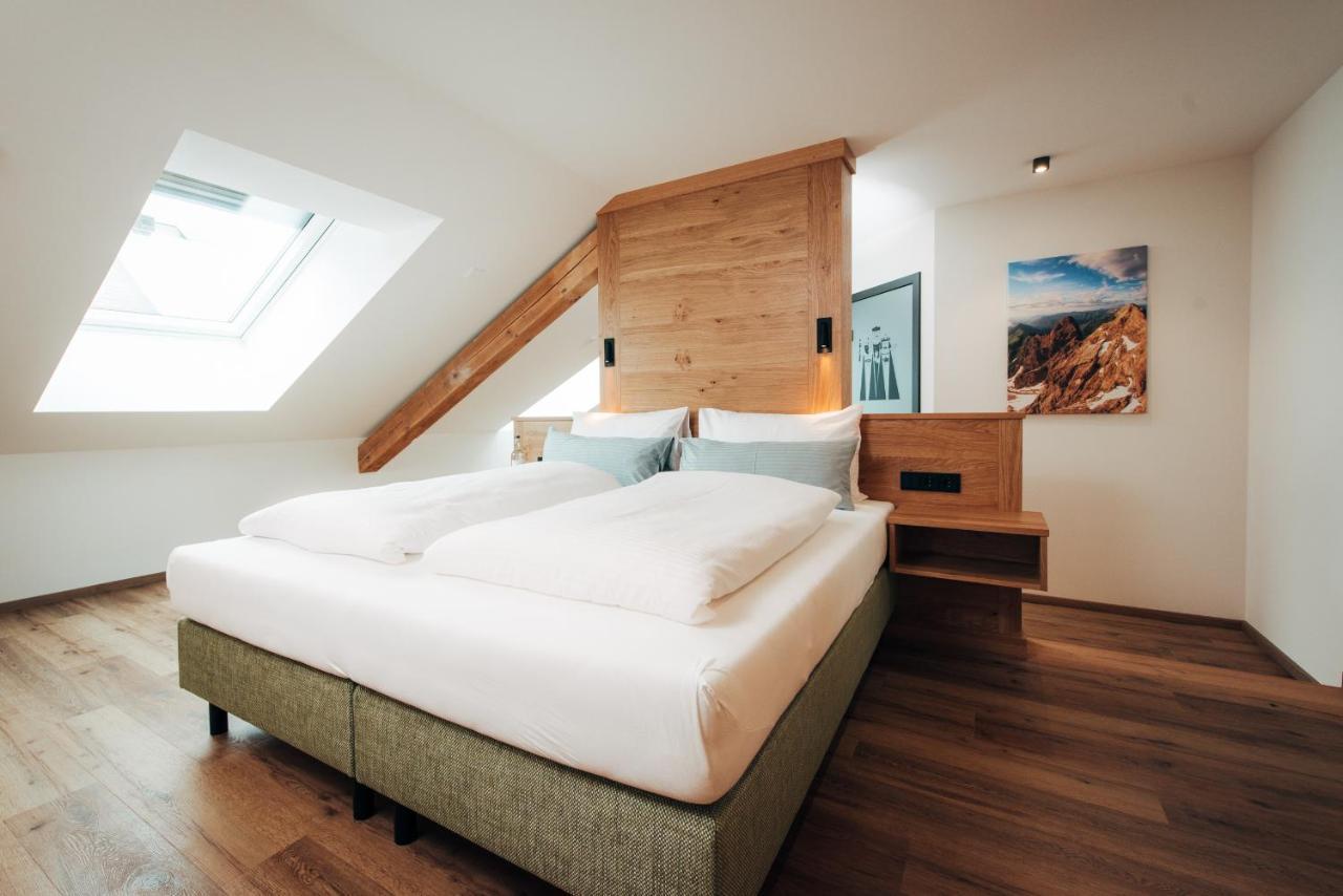 Hotel Drei Koenig ايمنستادت ام الغو المظهر الخارجي الصورة